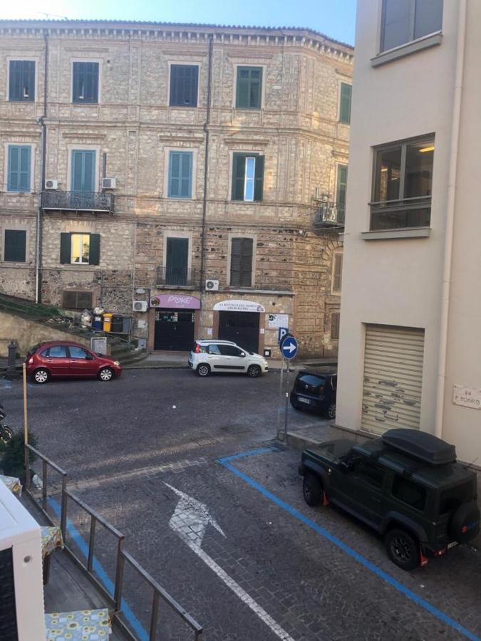Guest House Via Poerio Catanzaro Bagian luar foto